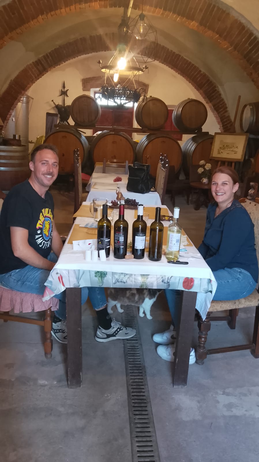 GIACOMO E MARTINA E...BUON VINO!!!